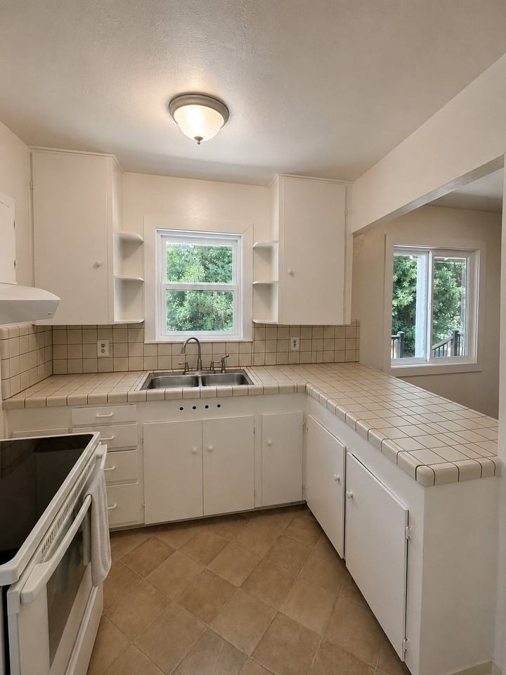 14382 Castroville Blvd - Photo 7 of 10
