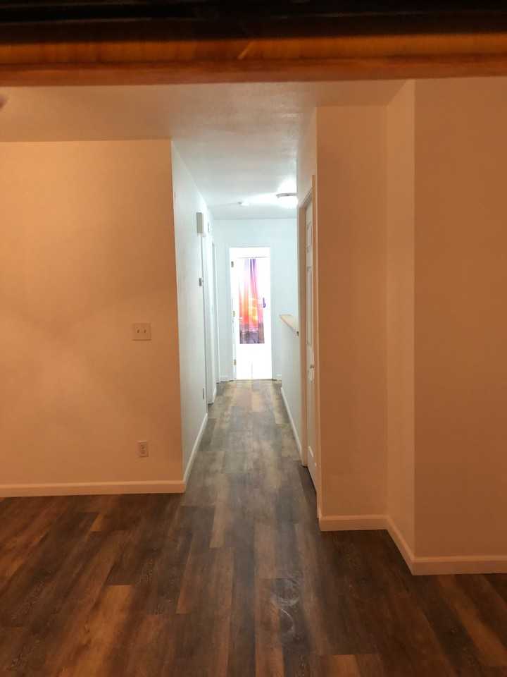 1607 Washington Dr #A - Photo 7 of 11