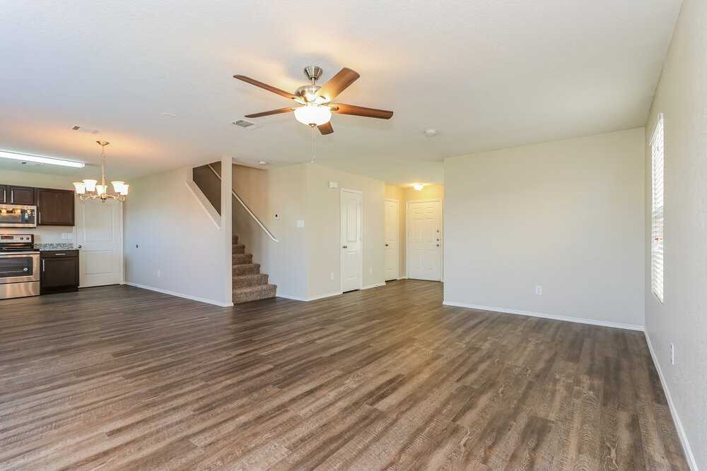 7128 Little Mohican Dr - Photo 3 of 15