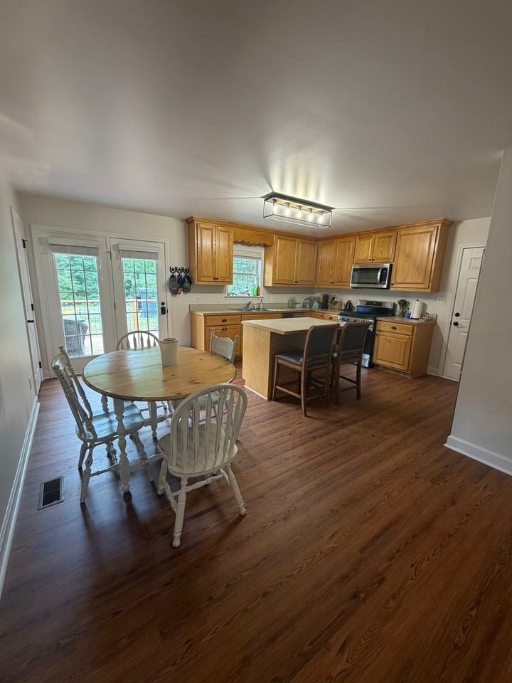 1523 Nc Highwayn - Photo 2 of 15