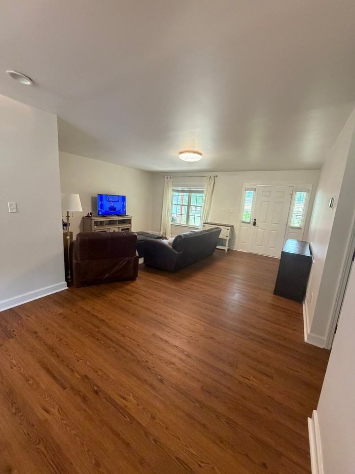 1523 Nc Highwayn - Photo 4 of 15