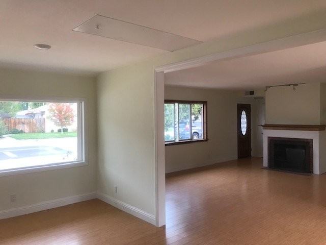 1888 Vale St - Photo 4 of 15