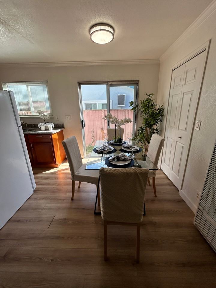 5155 Snow Dr - Photo 4 of 11