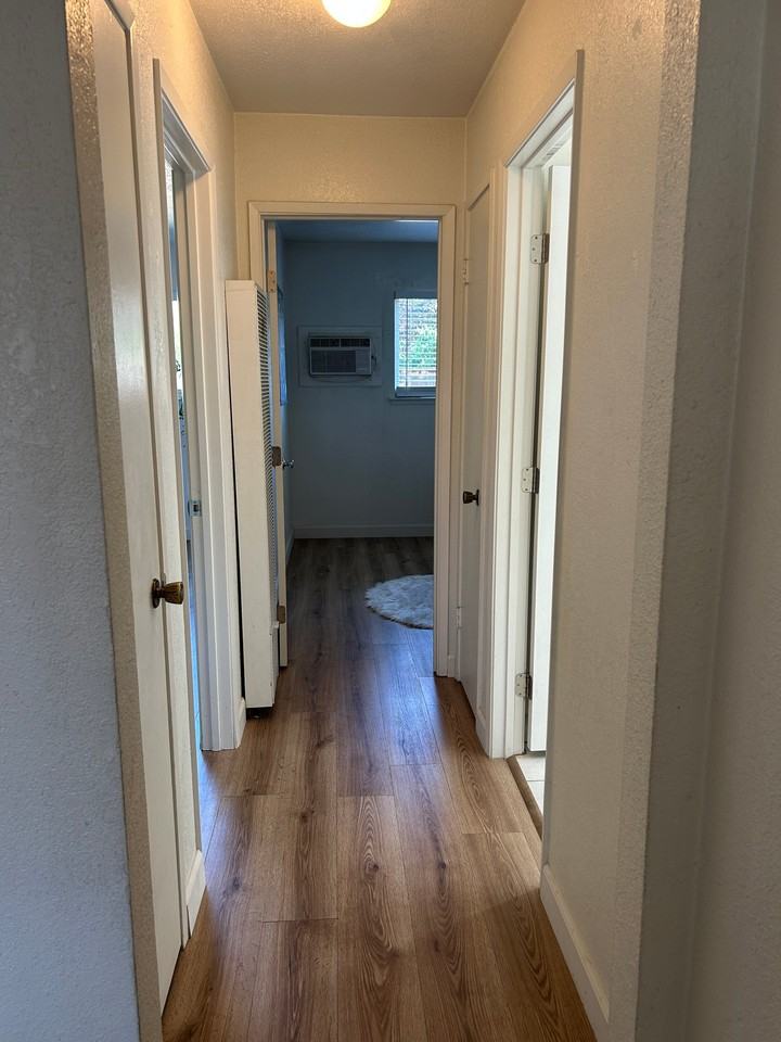 5155 Snow Dr - Photo 6 of 11