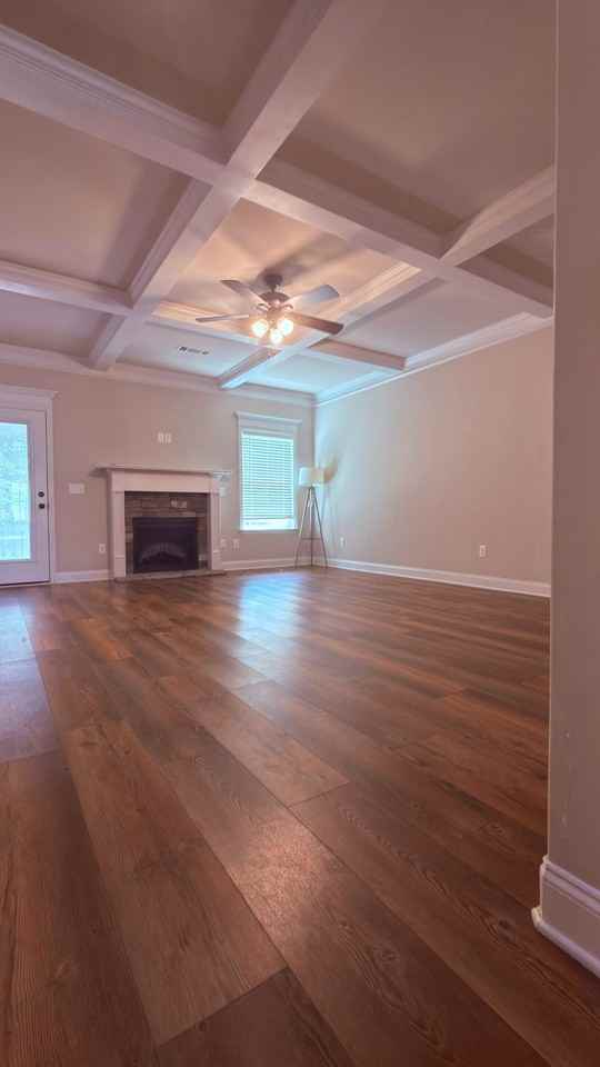 4050 Stowe Dr - Photo 4 of 30