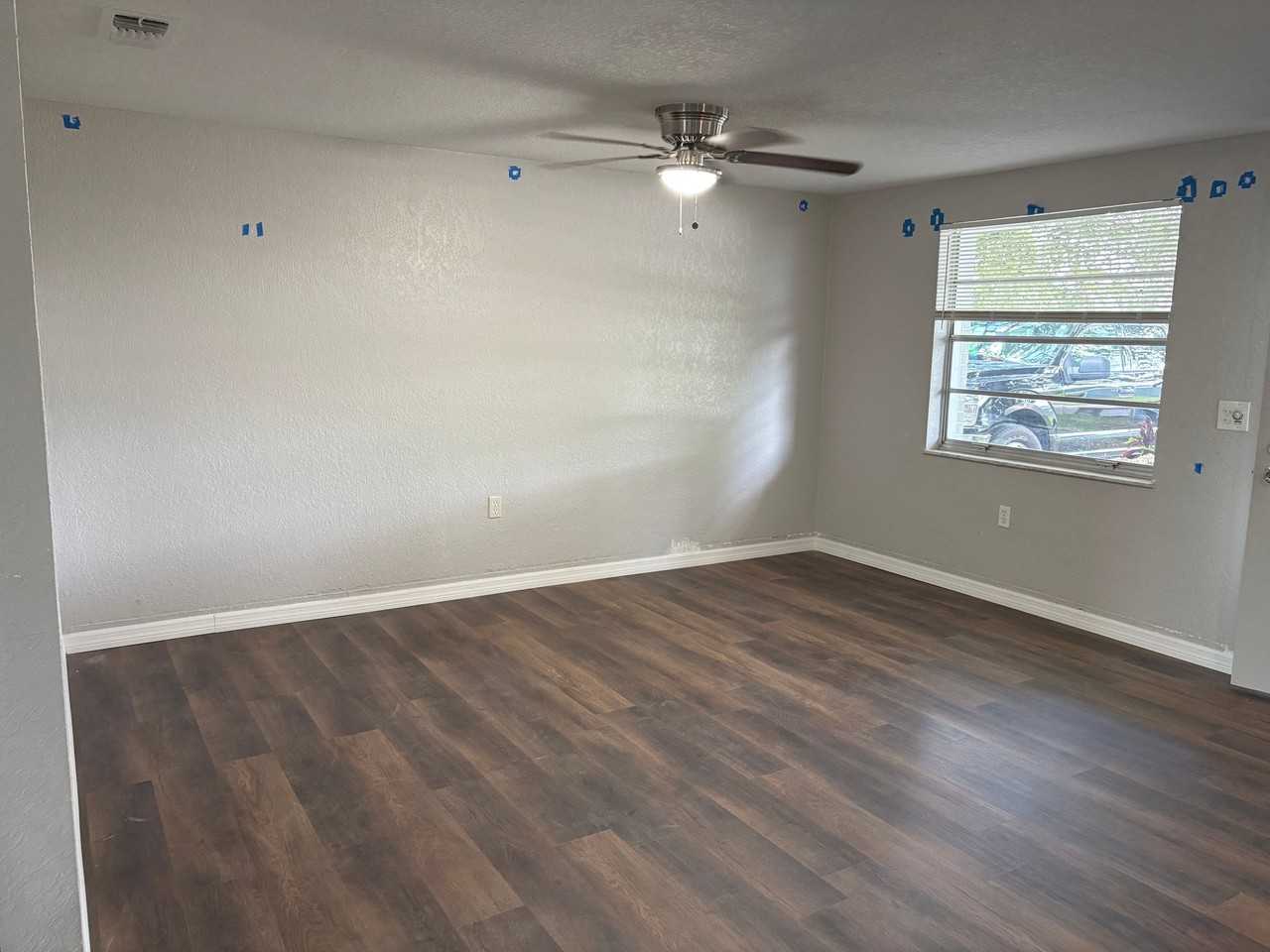 3645 Colonial Hills Dr - Photo 3 of 13