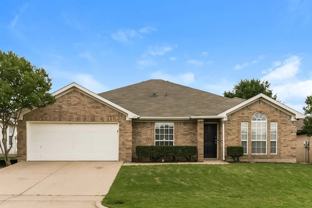2600 Treeview Dr - Photo 1 of 1