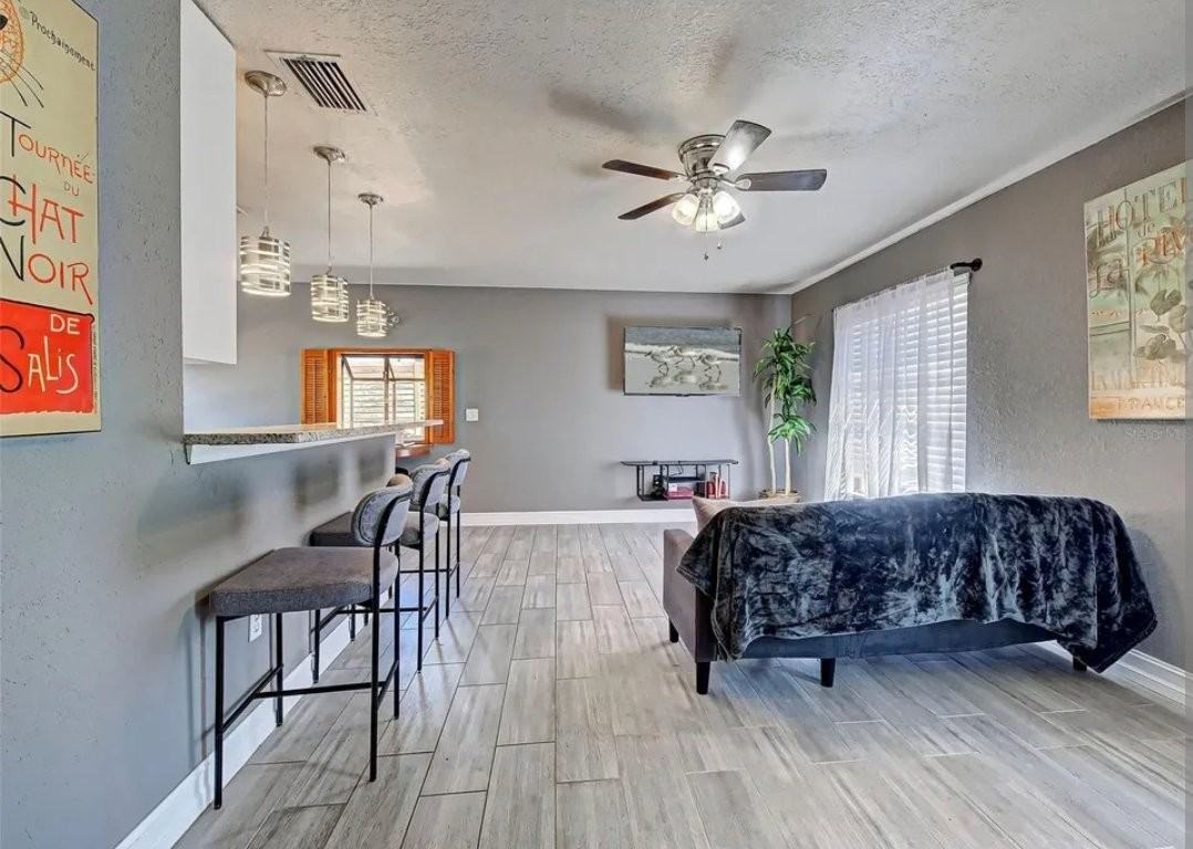 2178 Park Rd - Photo 7 of 20