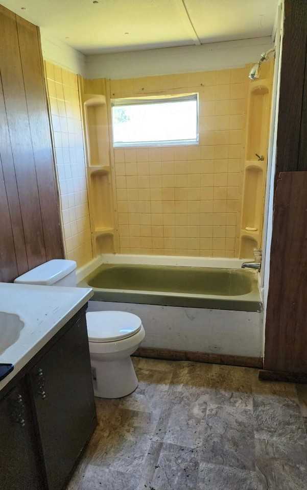 1421 Gilbert Dr #6 - Photo 5 of 5