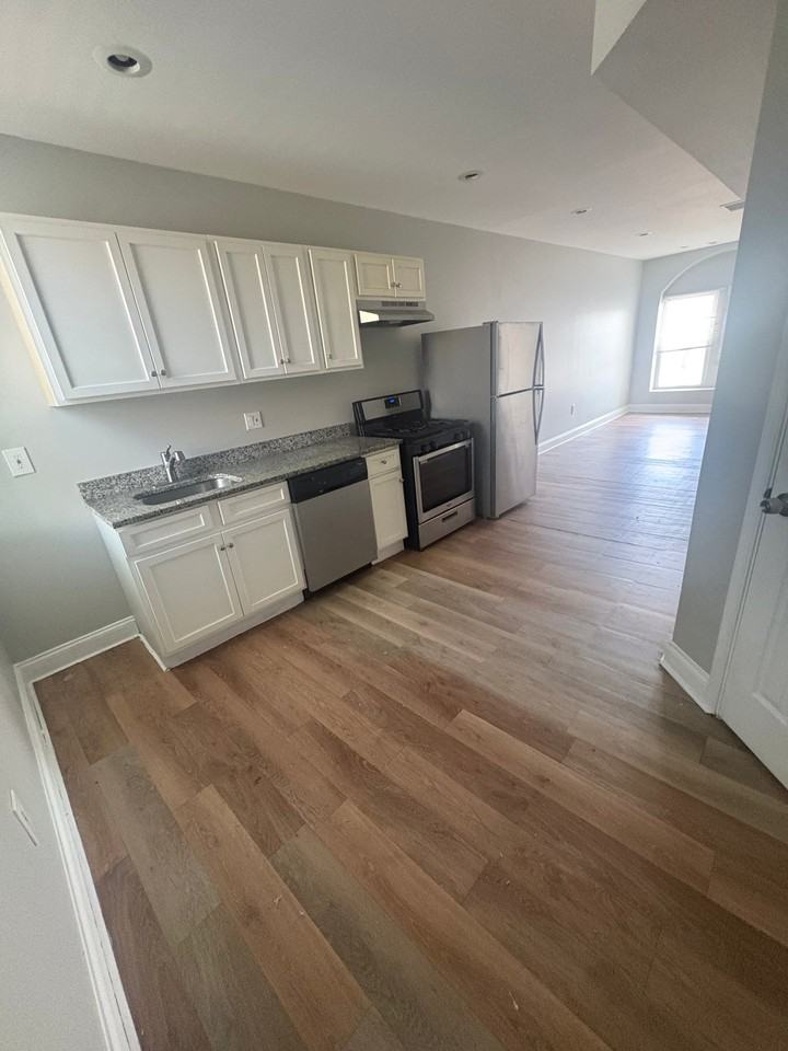 3508 Woodbrook Ave #1 - Photo 4 of 14