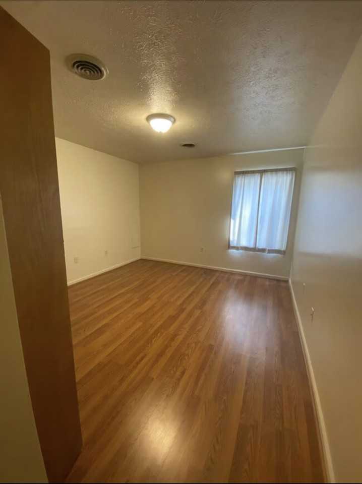 2640 Valley Ave #1 - Photo 5 of 10