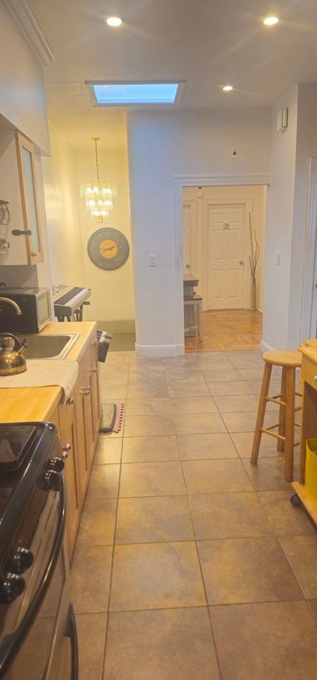 1954 Powell Ave #2 - Photo 2 of 10