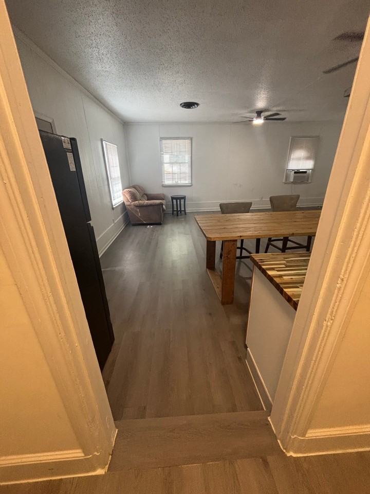3650 Lakefield Dr - Photo 7 of 9