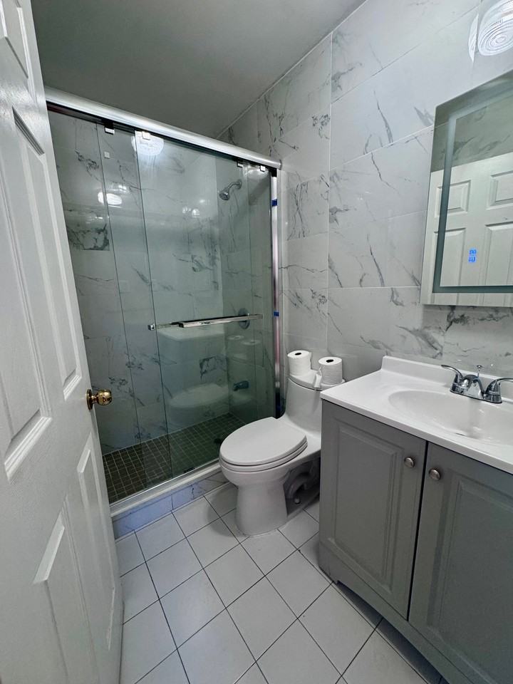 7238 Calamus Ave #2FL - Photo 5 of 13