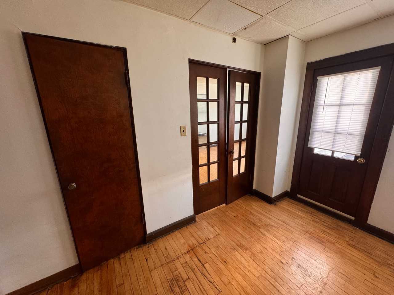 916 Milwaukee Ave #7 - Photo 7 of 9