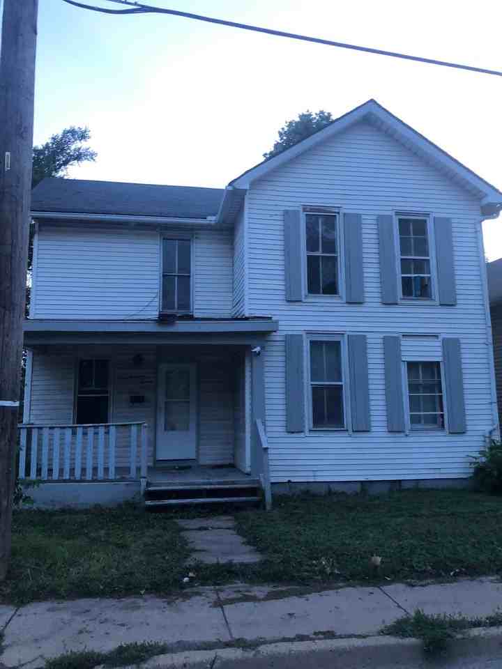 1911 N Jasper St - Photo 2 of 16