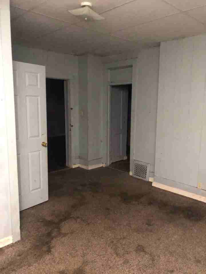 1911 N Jasper St - Photo 7 of 16