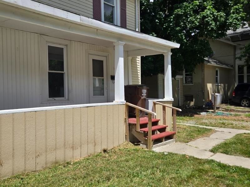 9 N Diamond St - Photo 2 of 20