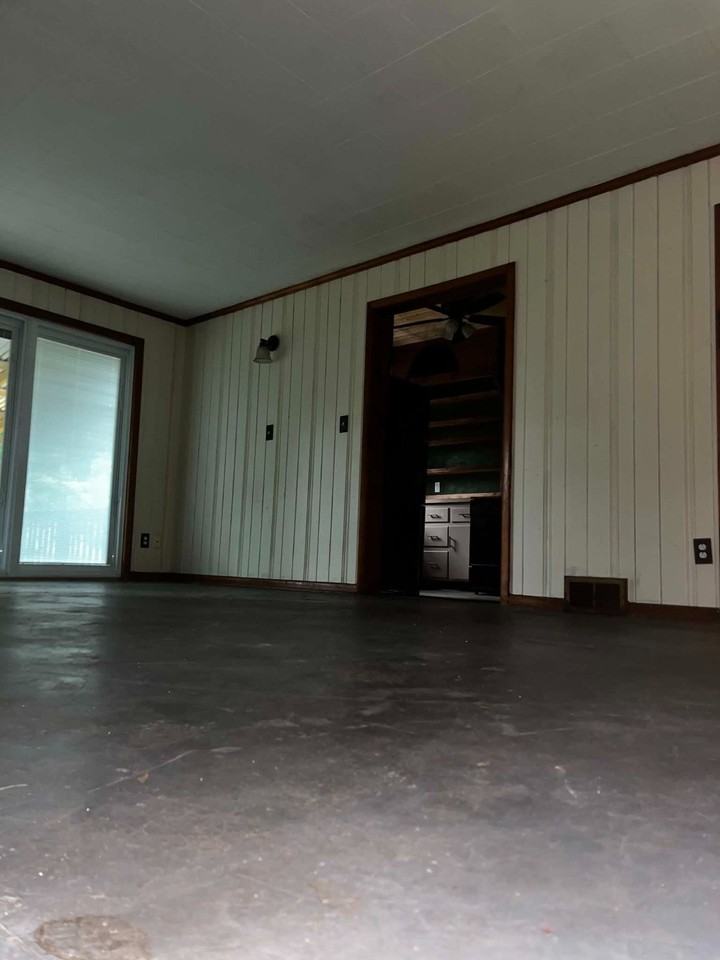 9 N Diamond St - Photo 7 of 20