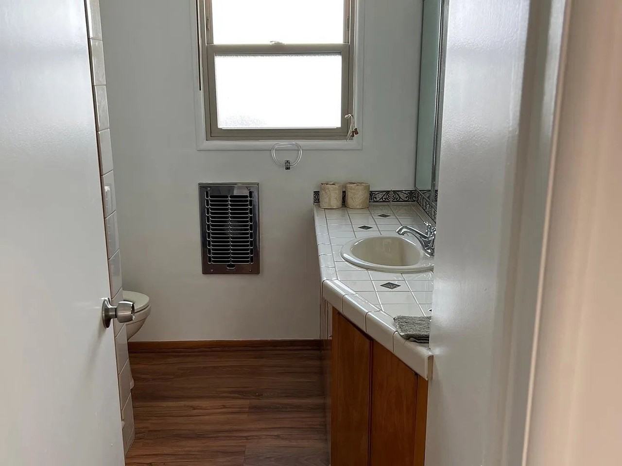 10563 Emery St - Photo 7 of 12