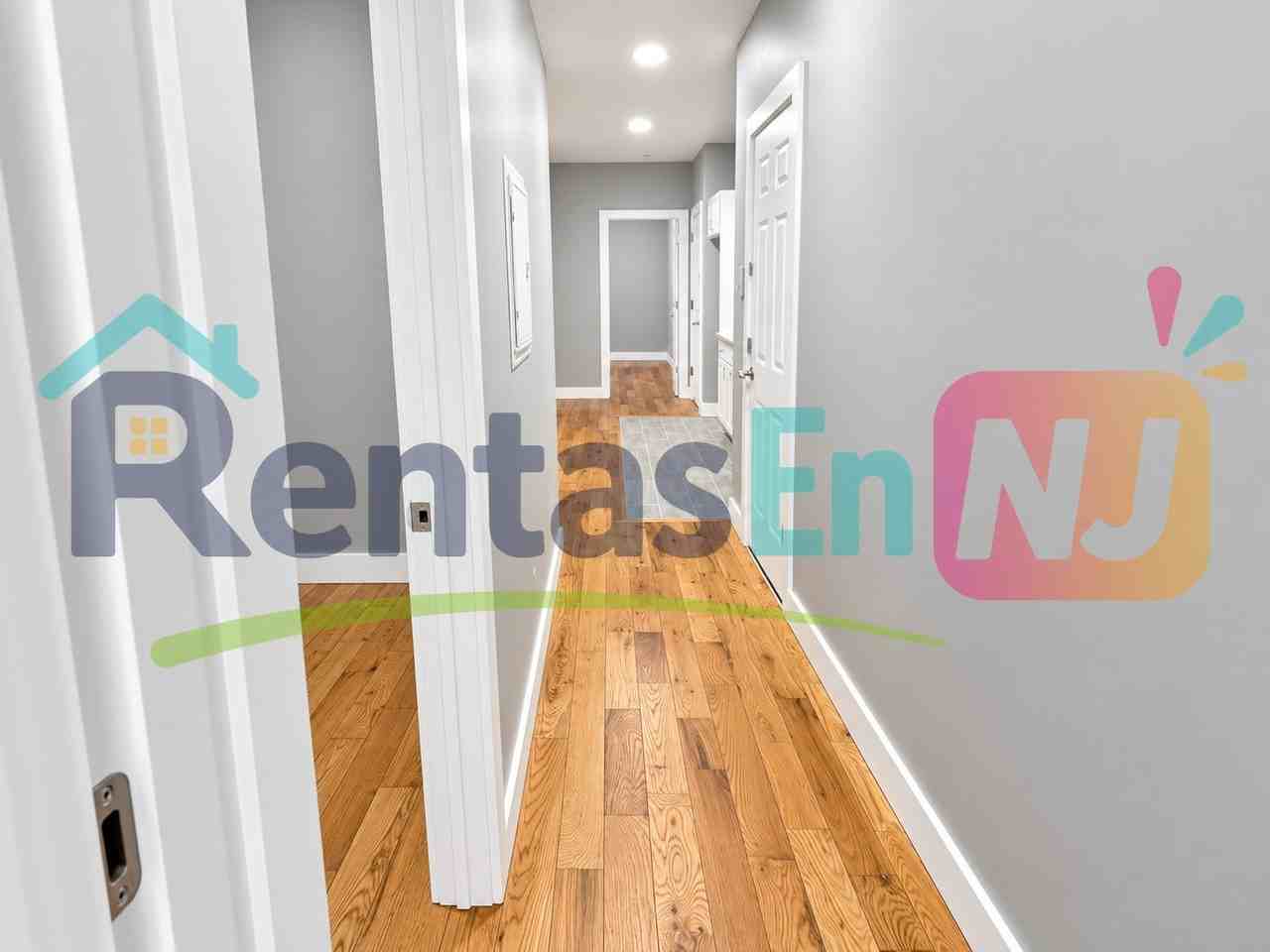 38 Tillinghast St #1L - Photo 3 of 6