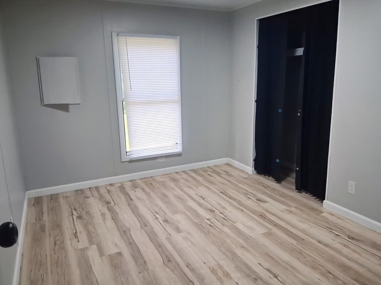54 Deerwood Park - Photo 7 of 9