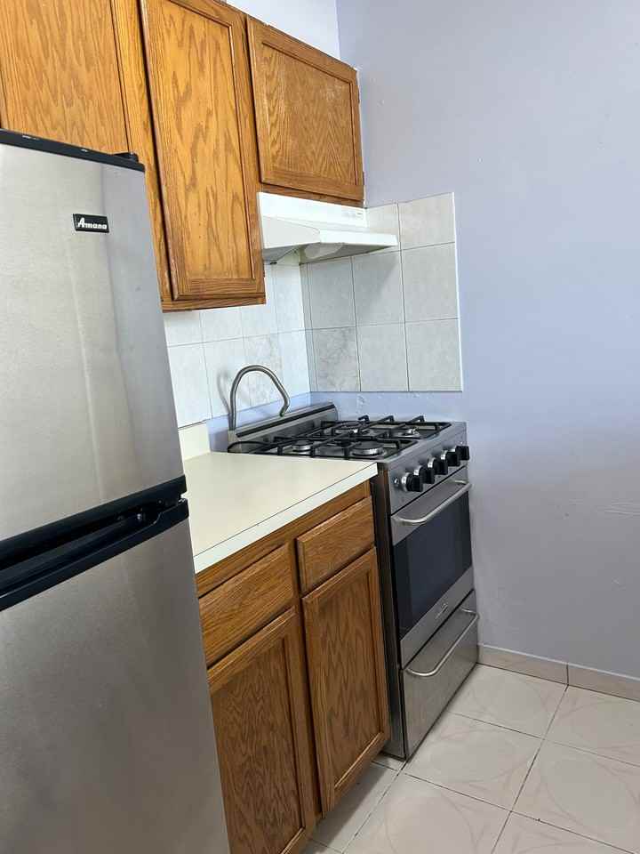1218 Vyse Ave #2 - Photo 5 of 14