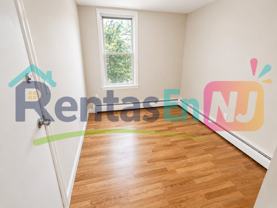 341 Myrtle Ave #2L - Photo 1 of 1