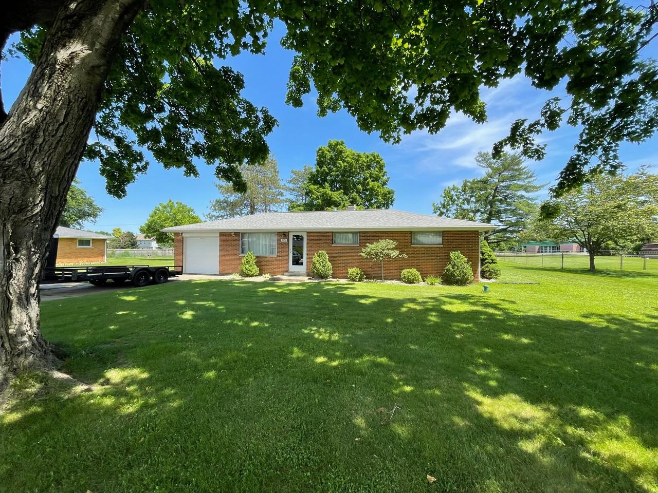 3050 Axe Dr