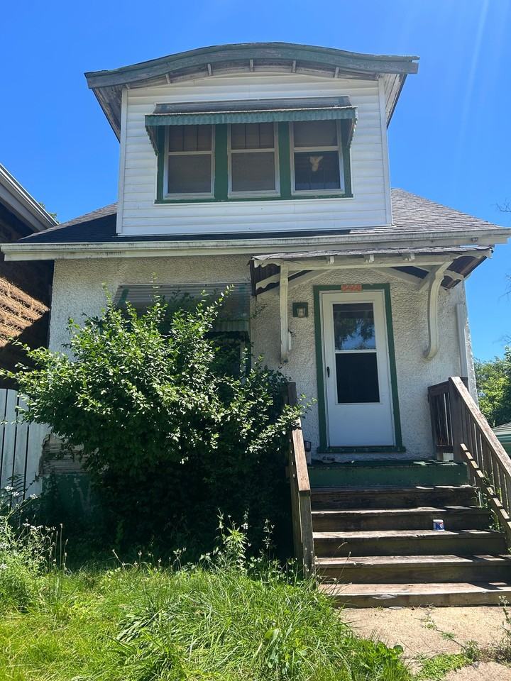 5468 Gilmore Ave - Photo 2 of 18