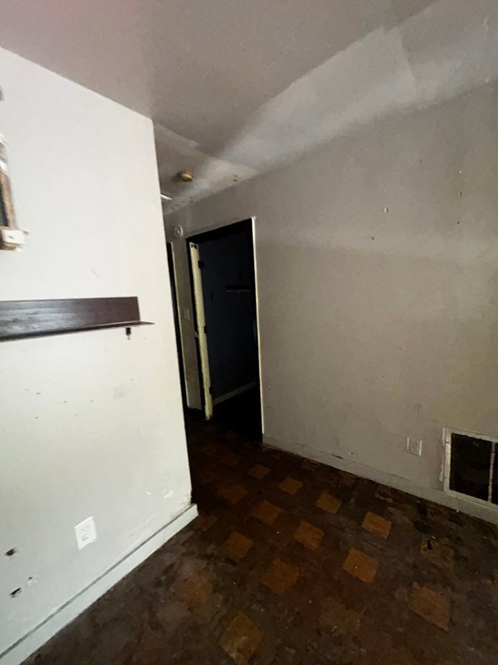 5586 Era Ave - Photo 6 of 20