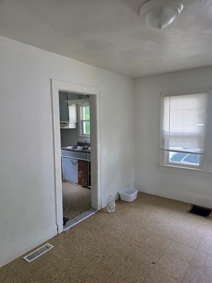 1259 E Whitmer St - Photo 7 of 16