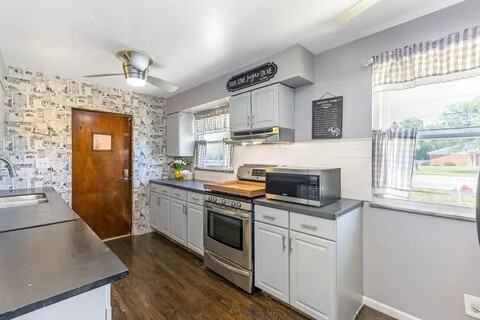 4853 Cemetery Rd #NA - Photo 6 of 31