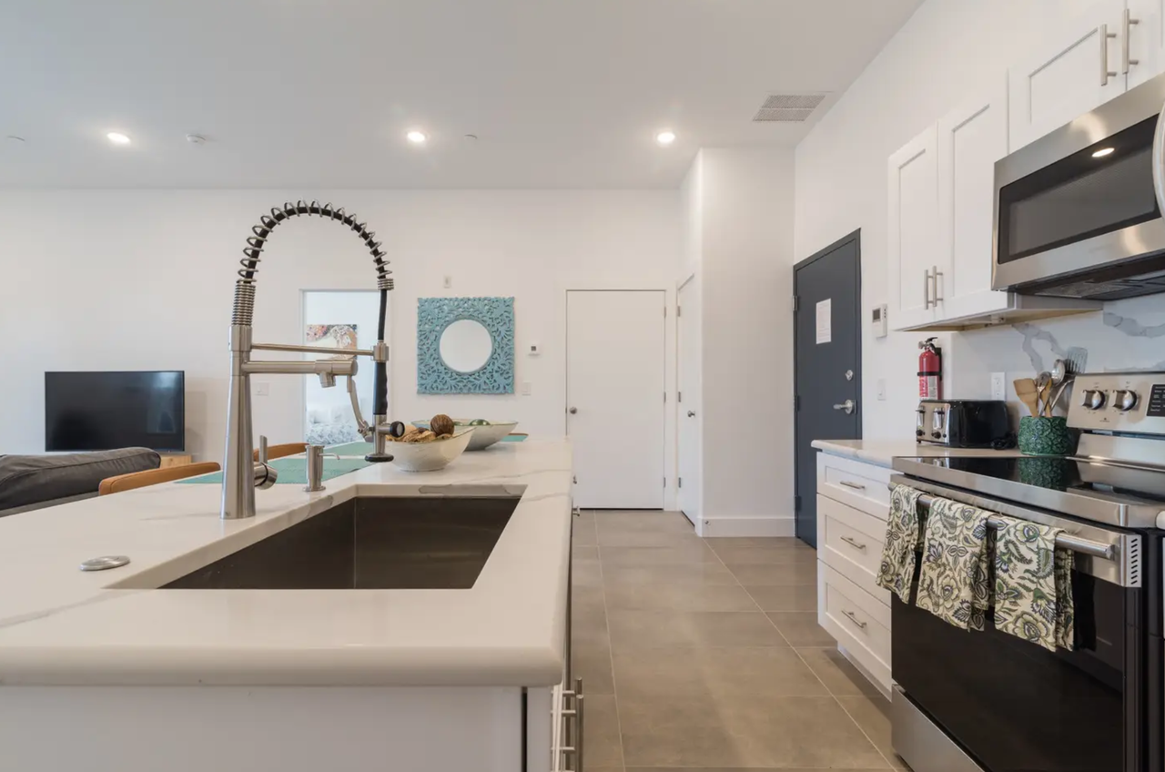1254 Point Breeze Ave #A - Photo 2 of 14
