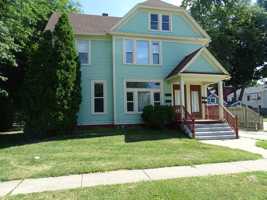 featured image of 149 Chestnut St #1