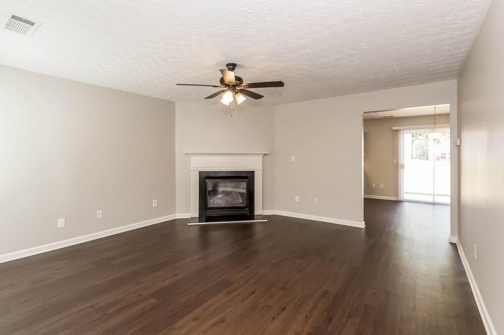 271 Springbottom Ct - Photo 3 of 15