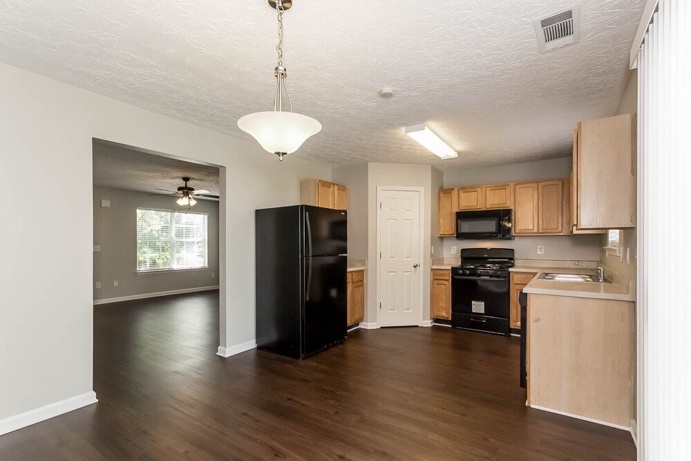 271 Springbottom Ct - Photo 6 of 15