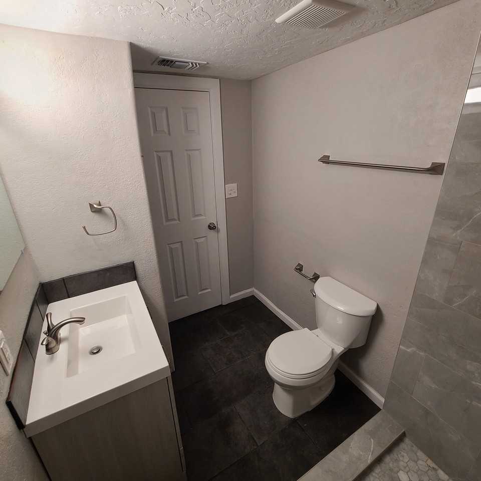 1419 S Monroe Ave #A - Photo 3 of 16