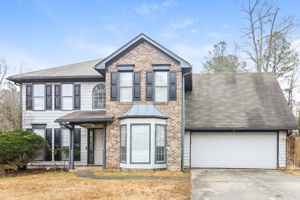 featured image of 1015 Redan Trce