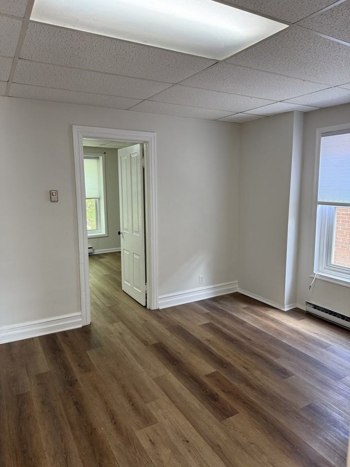 412 Chestnut St #2 - Photo 5 of 14