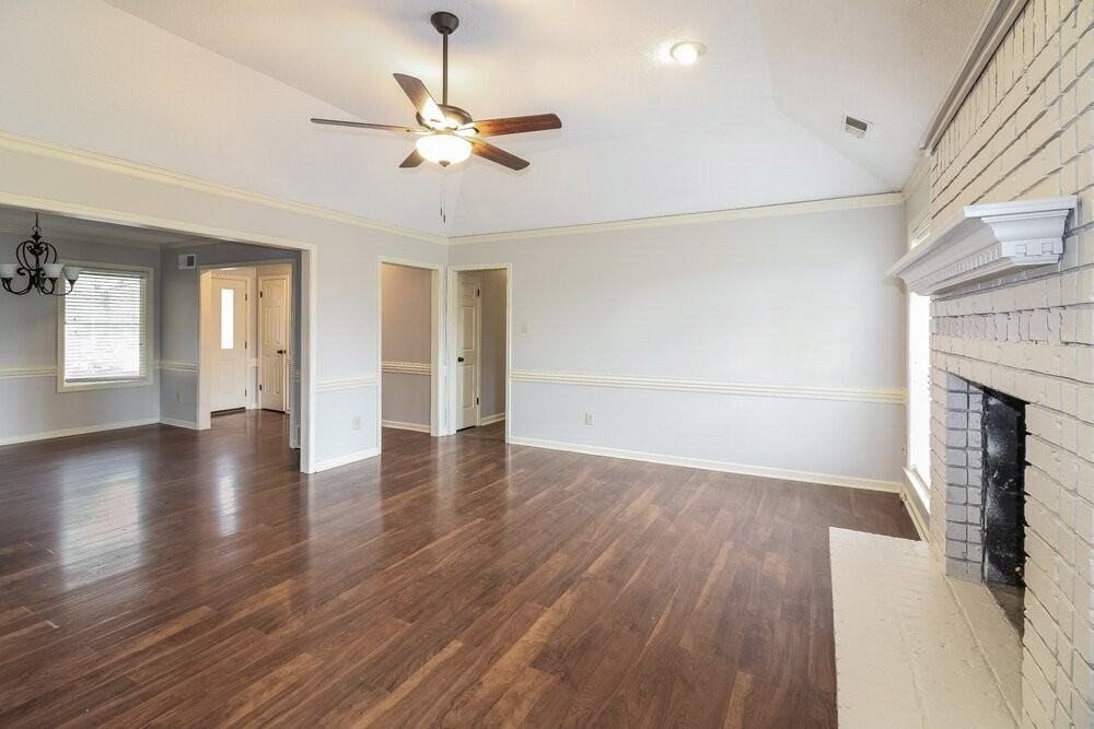 1104 Fox Trace Cv - Photo 4 of 19