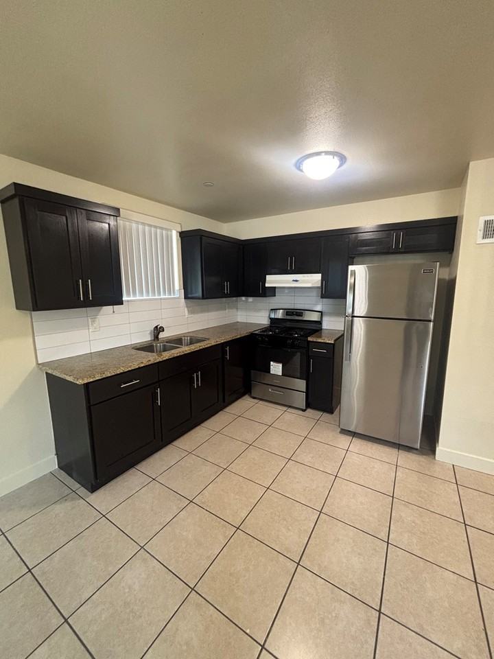 446 East 118th Street - Photo 3 of 17