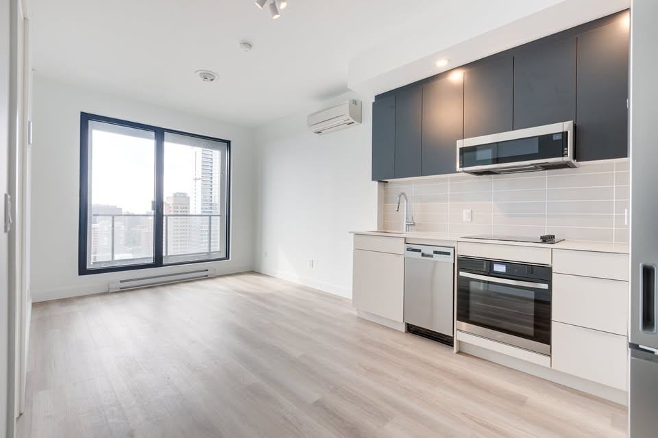 1001 Rue Lucien-L'Allier #801 - Photo 2 of 31