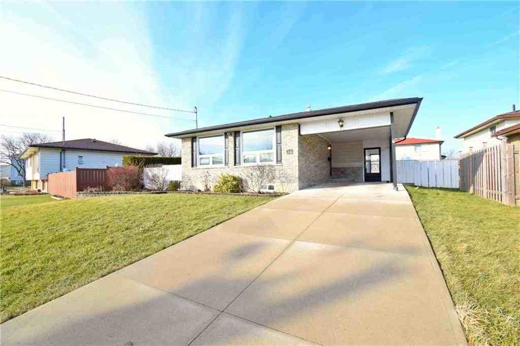 34 Leaway Ave - Photo 2 of 12