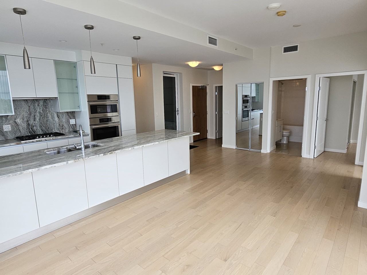 1708 Ontario Street #PH2 - Photo 6 of 20