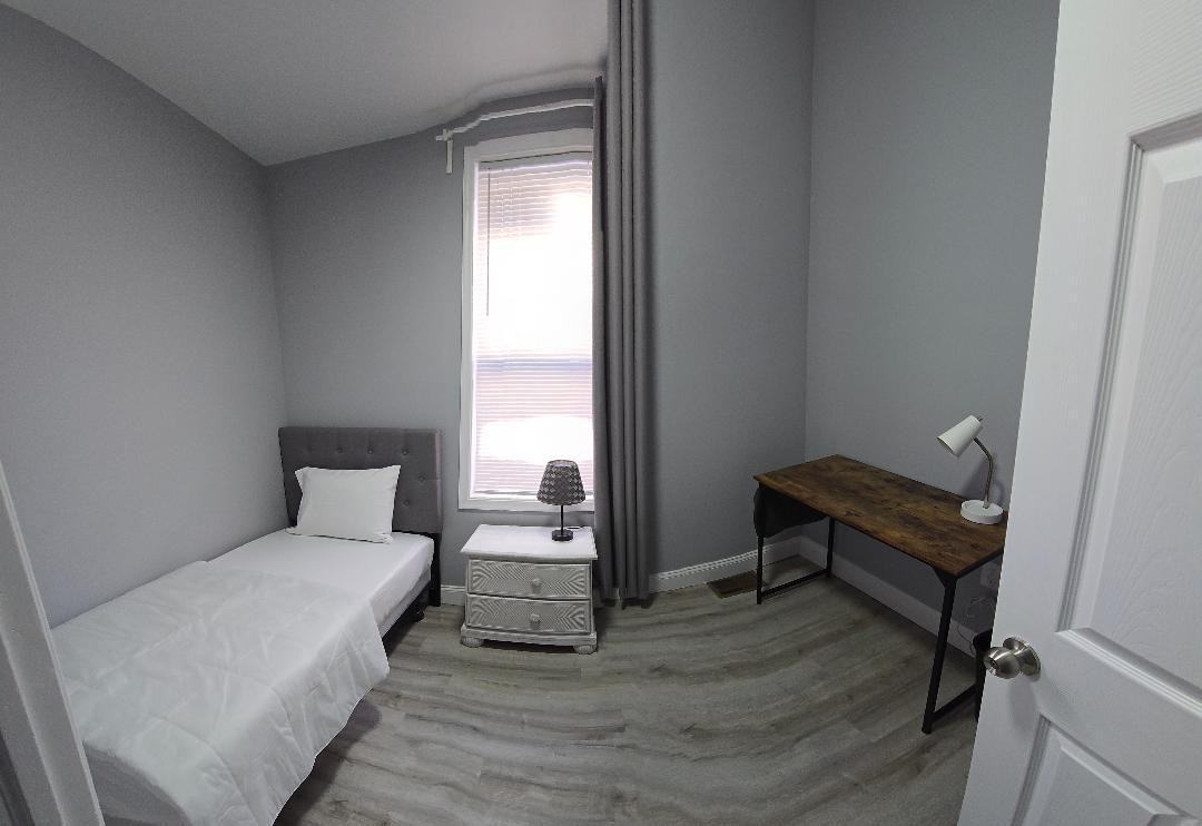 Parrish St - Photo 6 of 11