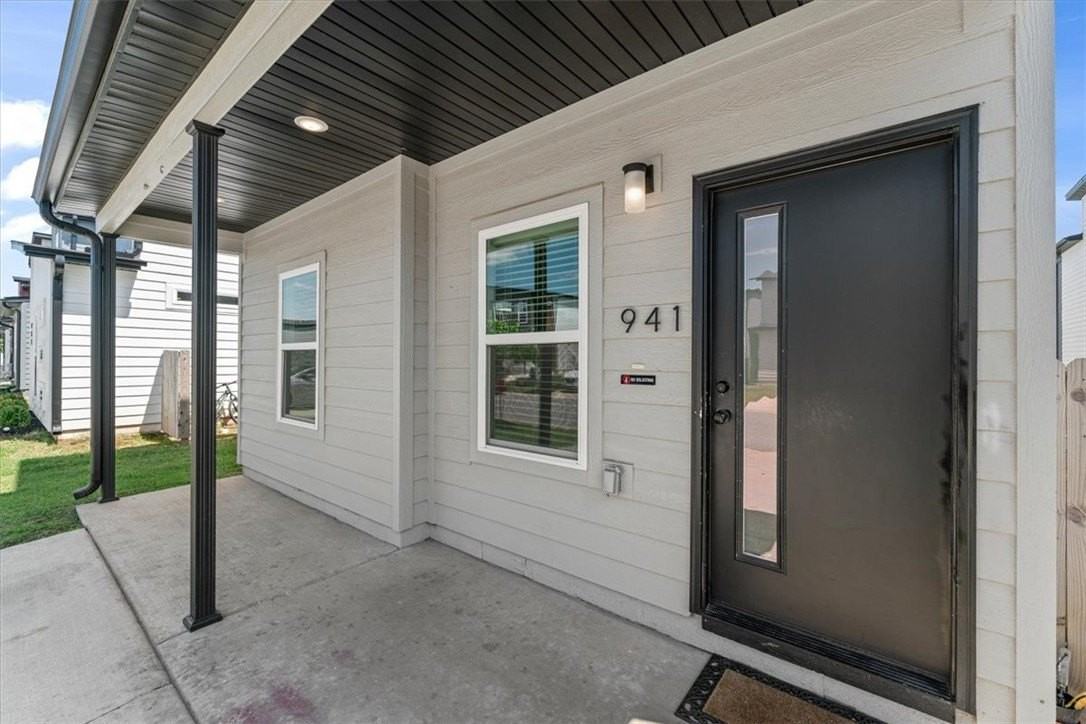 941 Ventnor - Photo 4 of 28