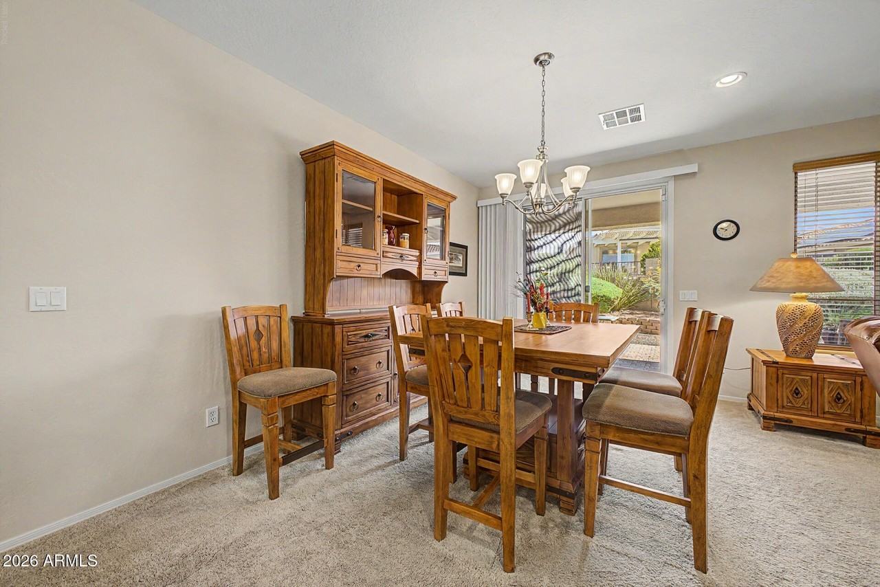 22568 W Shadow Dr - Photo 6 of 39