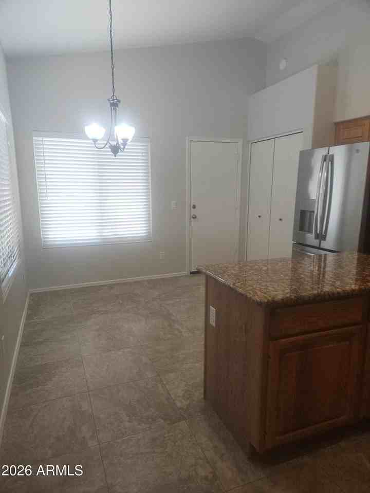 846 W Page Ave - Photo 5 of 13