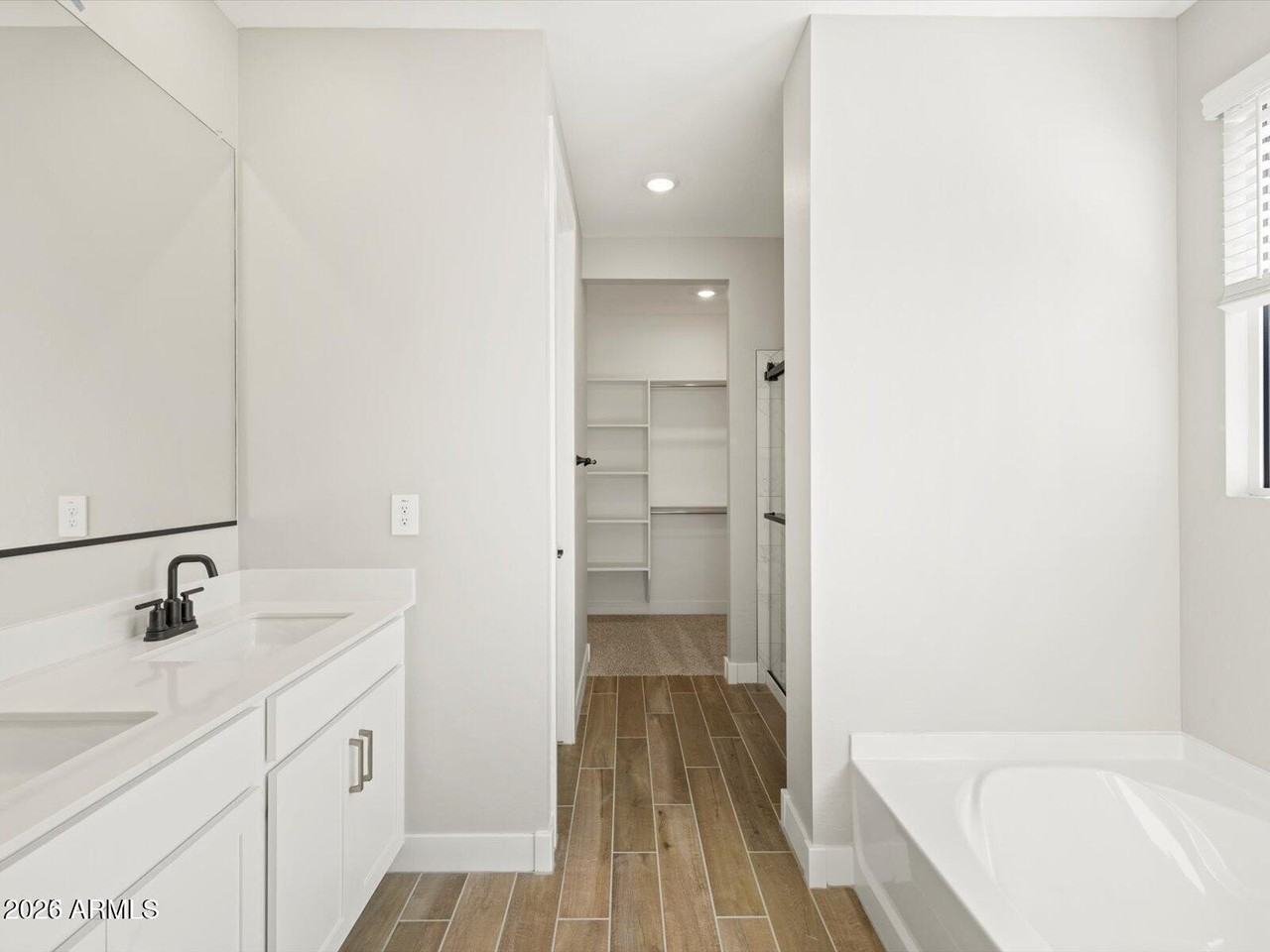 4820 N 177th Dr - Photo 7 of 18